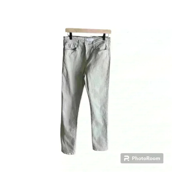 Signature Levi Strauss Mid Rise Straight Jeans - Picture 5 of 10